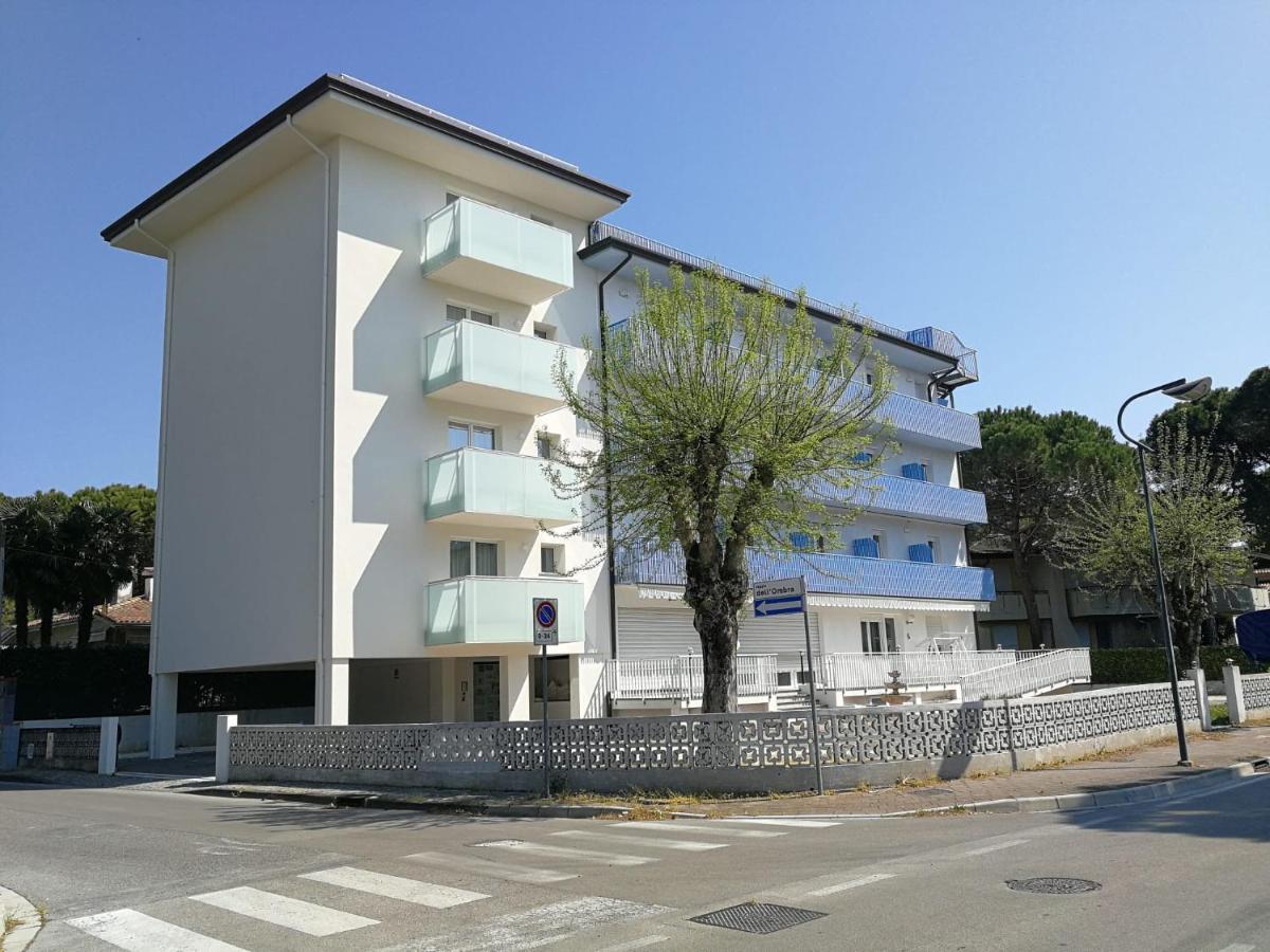Hotel Paris Lignano Sabbiadoro Extérieur photo
