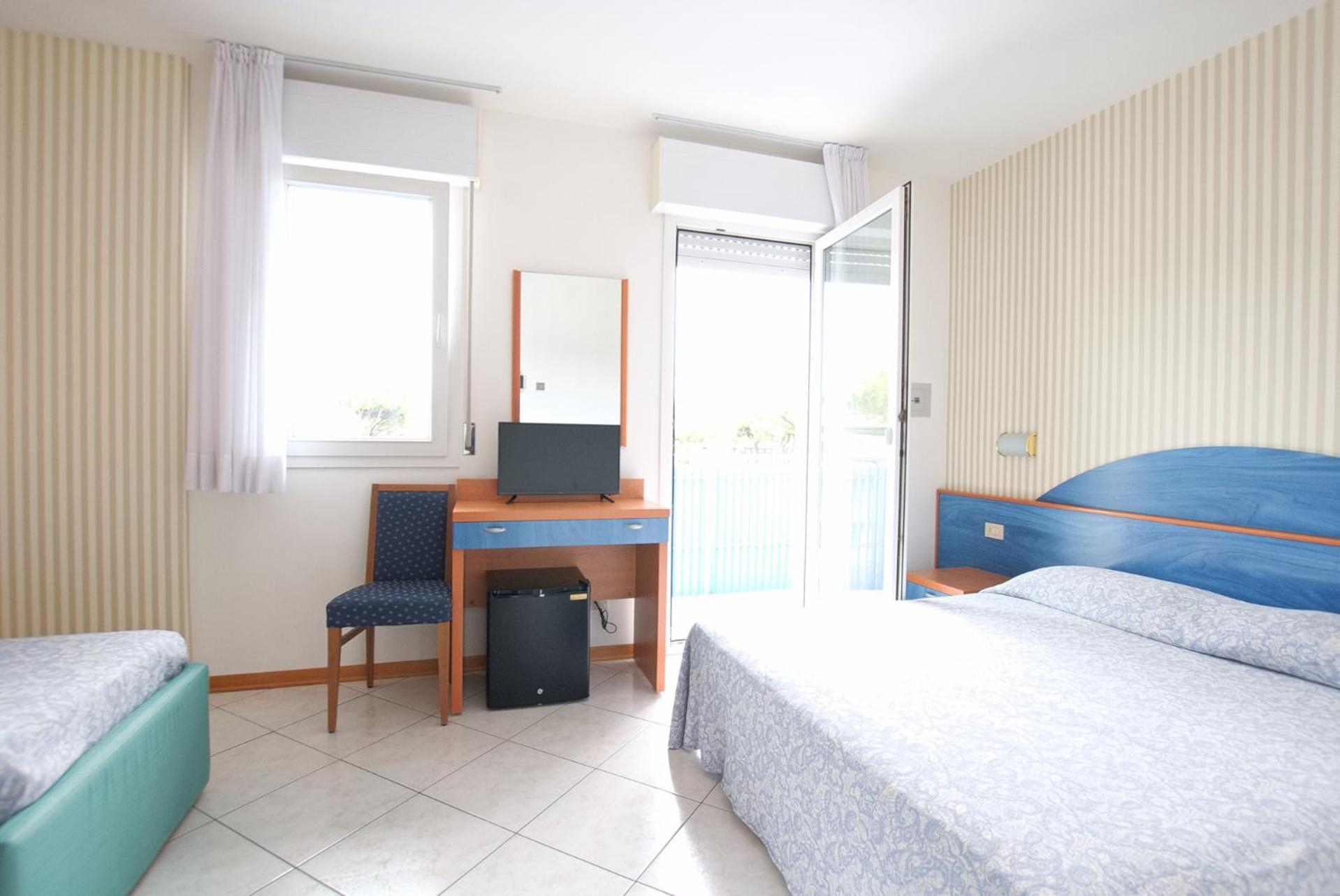 Hotel Paris Lignano Sabbiadoro Extérieur photo