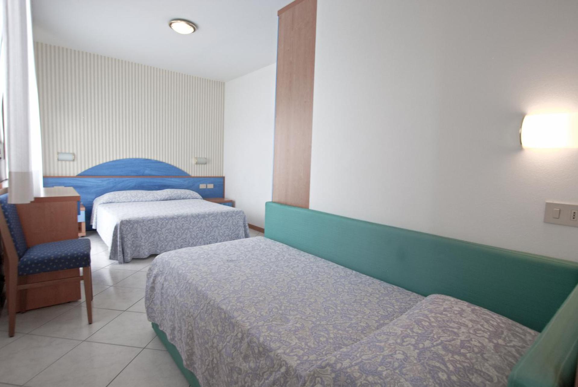 Hotel Paris Lignano Sabbiadoro Extérieur photo