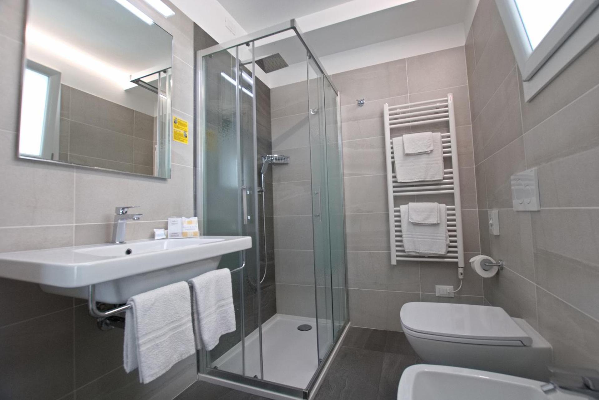 Hotel Paris Lignano Sabbiadoro Extérieur photo