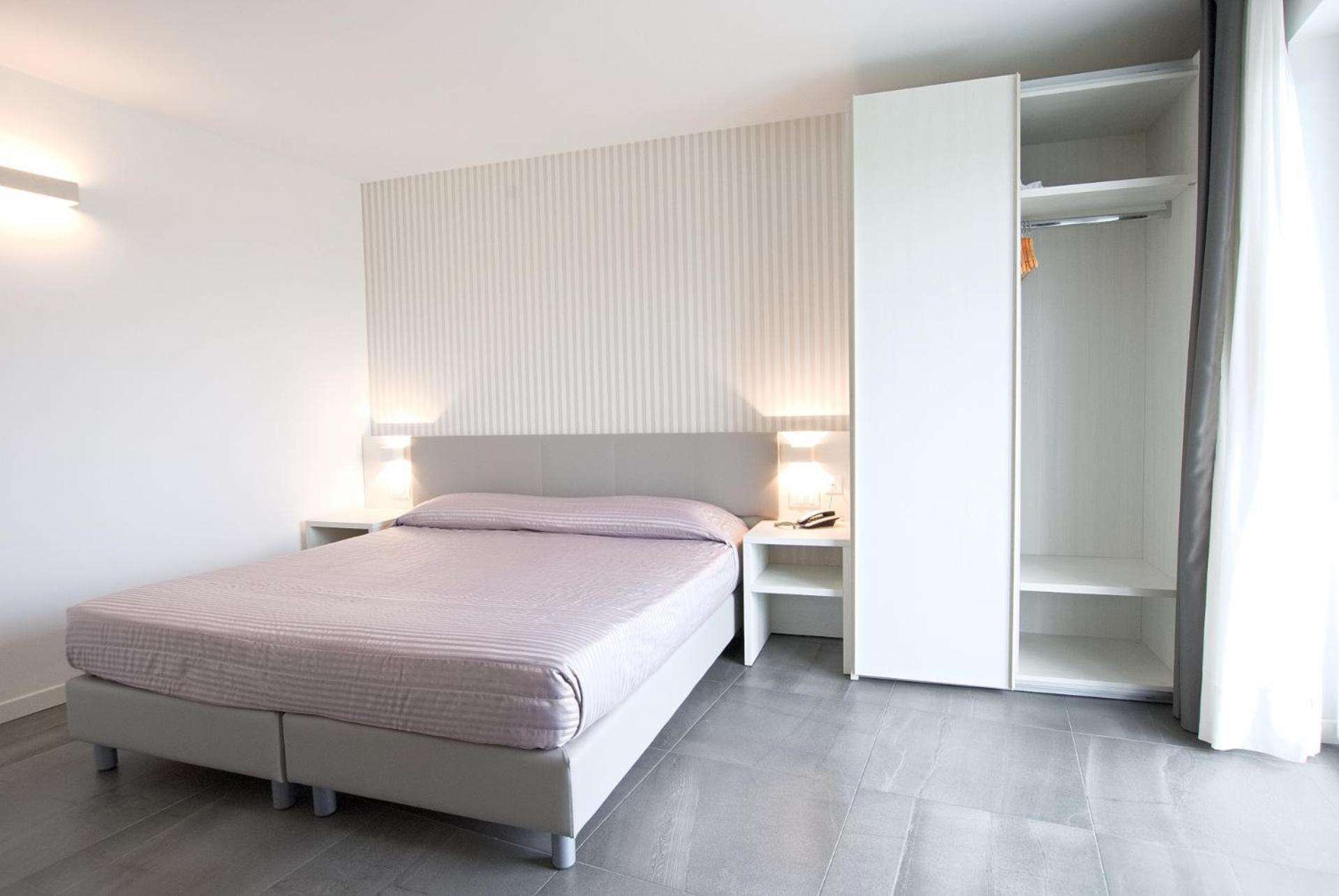 Hotel Paris Lignano Sabbiadoro Extérieur photo