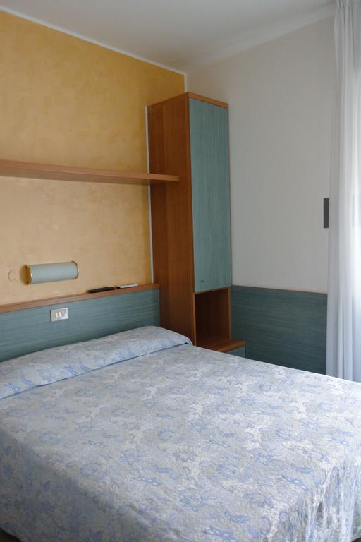 Hotel Paris Lignano Sabbiadoro Extérieur photo
