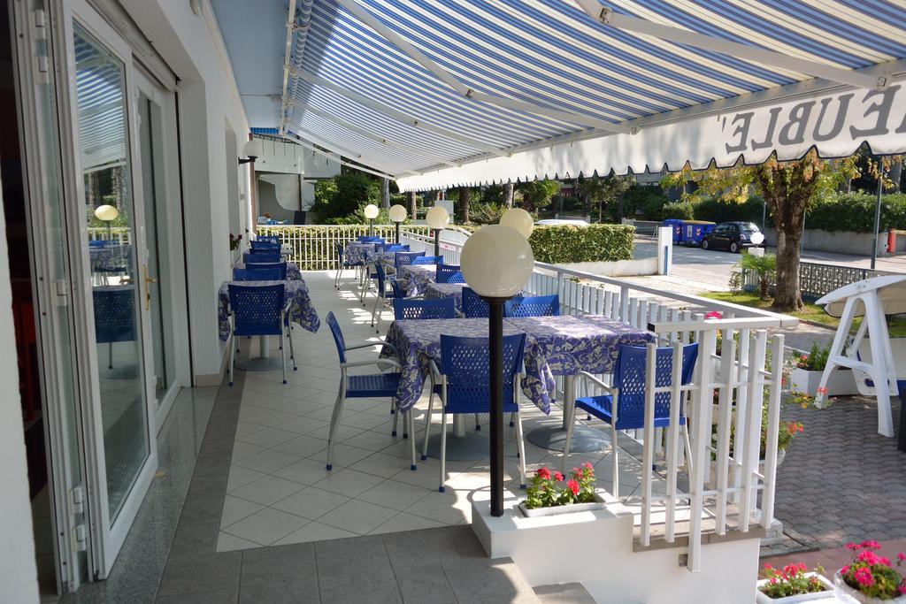 Hotel Paris Lignano Sabbiadoro Extérieur photo