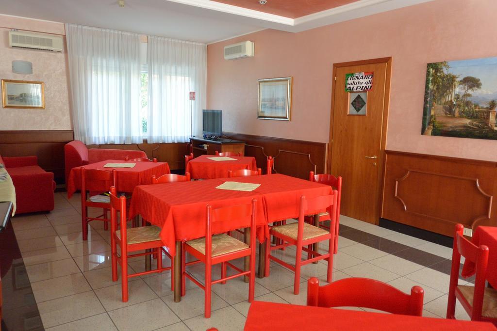Hotel Paris Lignano Sabbiadoro Extérieur photo